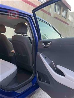هیوندای ئایۆنیک